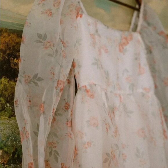 SHEIN puff sleeve floral dress - Picture 3 of 7